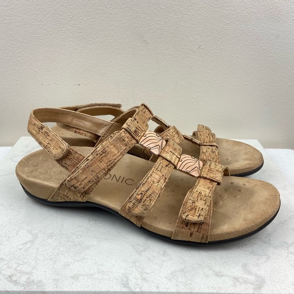 Vionic Amber Cork Sandals Walking Travel Outdoor - Picture 2 of 11